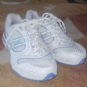 New Balance WX1010WB